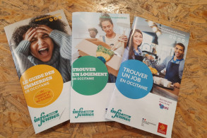 Les Guides Info Jeunes sont dispos !